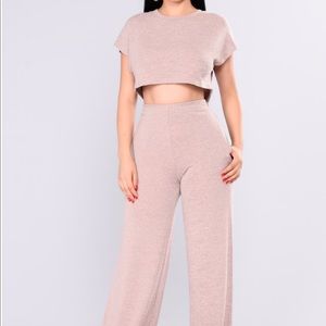 Fashion nova 2 piece set